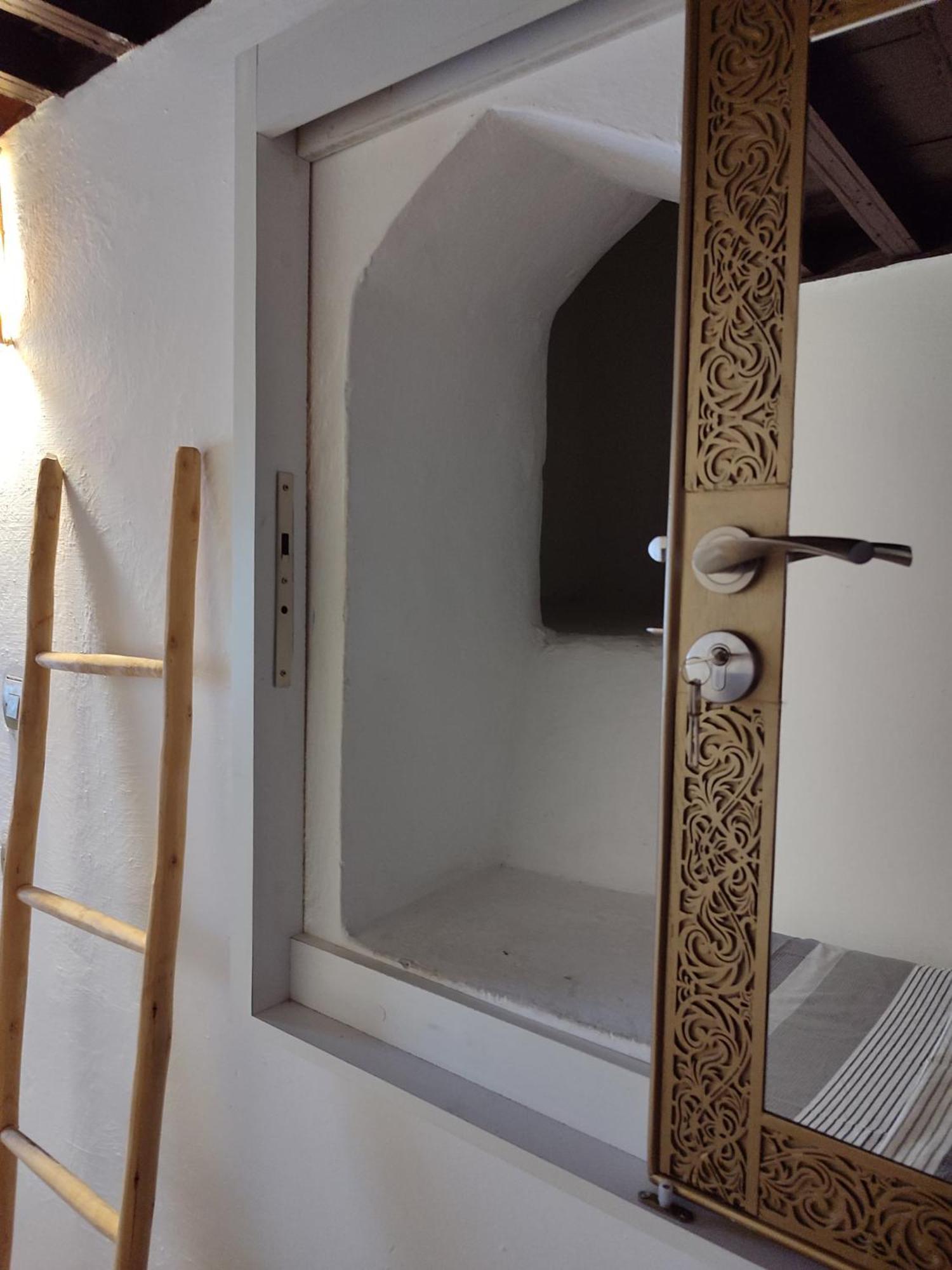 Hostel Four Seasons Tétouan Εξωτερικό φωτογραφία